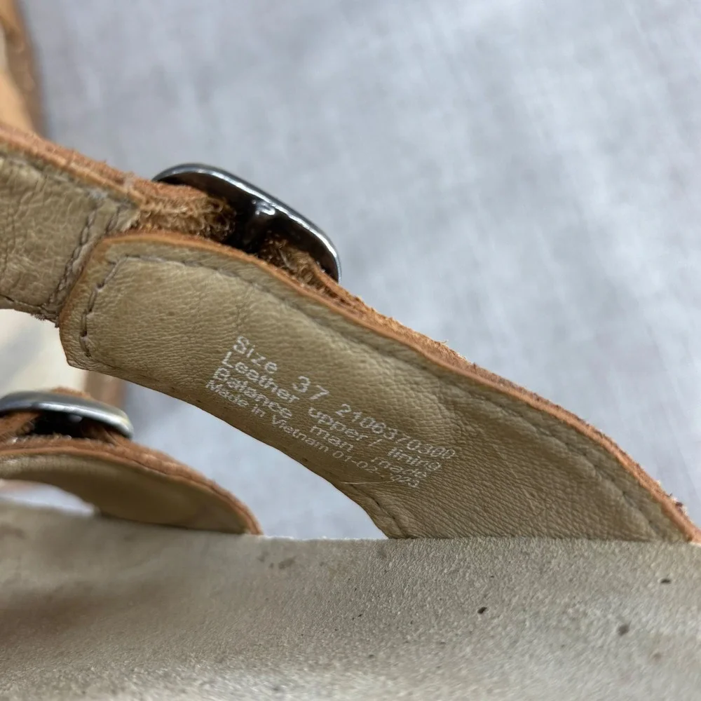 Dansko Dayna Tan Brown‎ Suede Leather Slip On Buckle Sandals Slides Womens EU 37